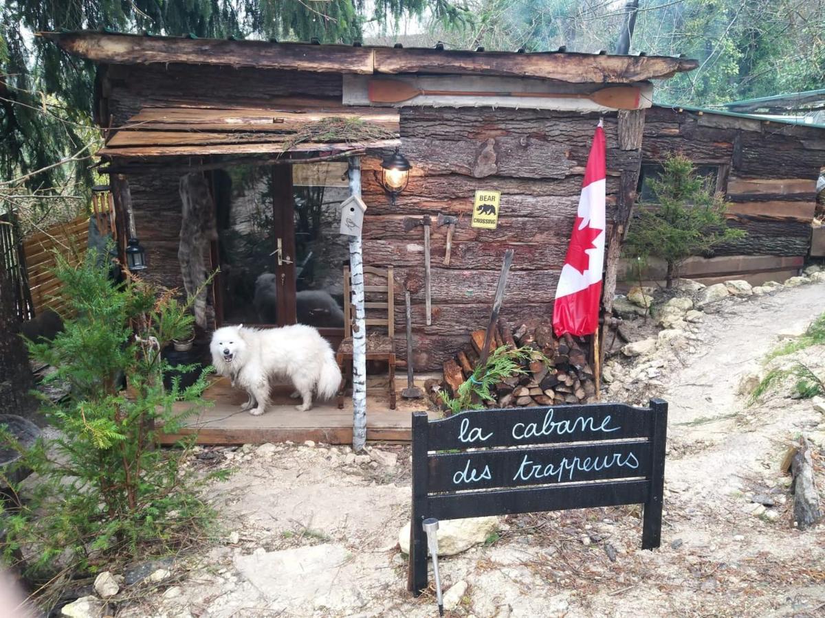 La Cabane Des Trappeurs Crépy-en-Valois Exterior foto