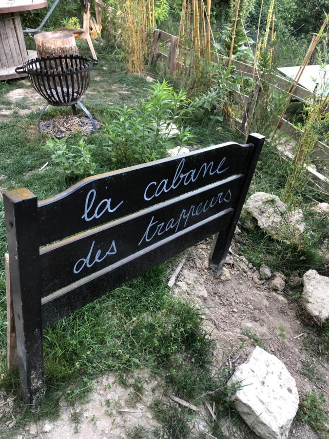 La Cabane Des Trappeurs Crépy-en-Valois Exterior foto